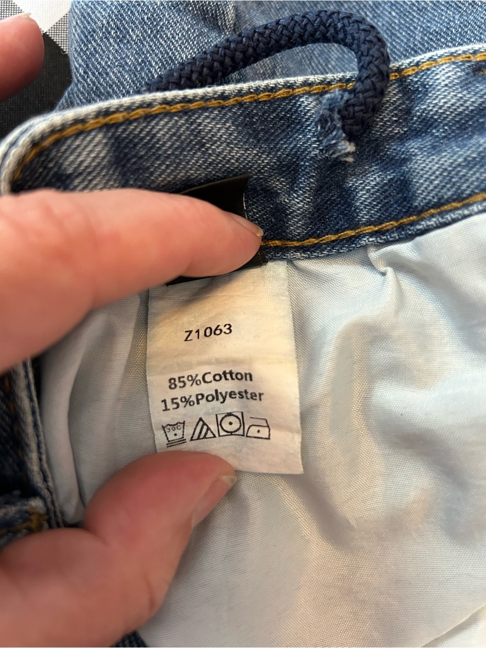 Free with any purchase SHEIN Light Blue High-Waist Denim Cutoff Shorts - Picture 7 of 7